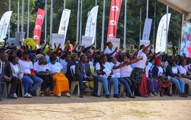 H.E the President Dr. William Ruto, MSEA Board Chairman Mr. James Mureu and other dignitaries interacting with KJET beneficiaries during the ceremony.